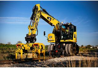 व्हील एक्सकेवेटर Caterpillar M323F
