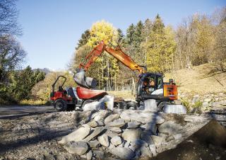 व्हील एक्सकेवेटर Hitachi ZX145W-6