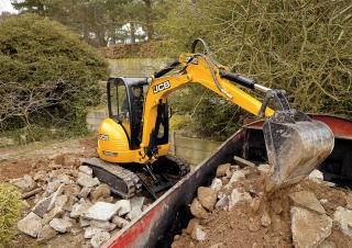मिनी एक्सकेवेटर JCB 8035 ZTS