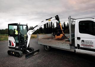 मिनी एक्सकेवेटर Bobcat E19