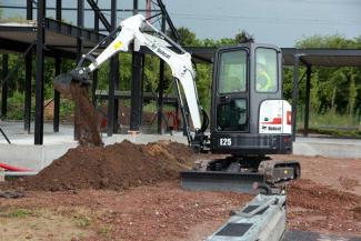 मिनी एक्सकेवेटर Bobcat E25