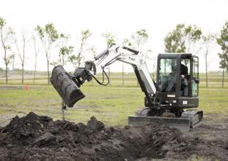 मिनी एक्सकेवेटर Bobcat E50z