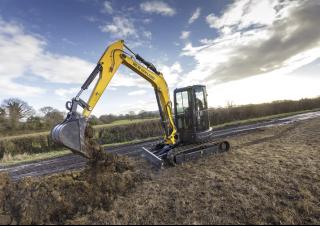 मिनी एक्सकेवेटर New Holland E50B SR