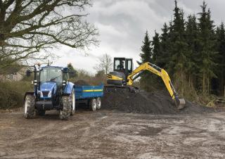 मिनी एक्सकेवेटर New Holland E50B SR