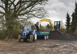मिनी एक्सकेवेटर New Holland E50B SR