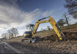 मिनी एक्सकेवेटर New Holland E50B SR