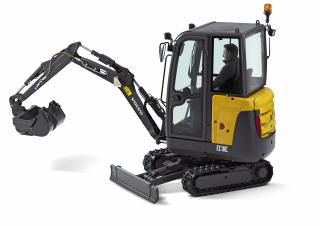 मिनी एक्सकेवेटर Volvo EC18C