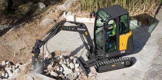 मिनी एक्सकेवेटर Volvo EC20C