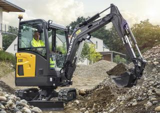 मिनी एक्सकेवेटर Volvo EC20E