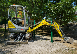 मिनी एक्सकेवेटर Wacker Neuson ET16