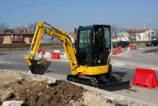 मिनी एक्सकेवेटर Komatsu PC26MR-3