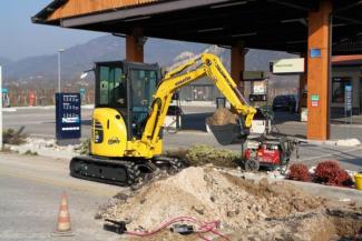 मिनी एक्सकेवेटर Komatsu PC26MR-3