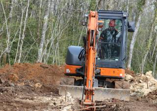 मिनी एक्सकेवेटर Hitachi ZX 40 U-2