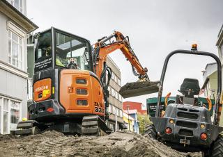 मिनी एक्सकेवेटर Hitachi ZX33U-5A