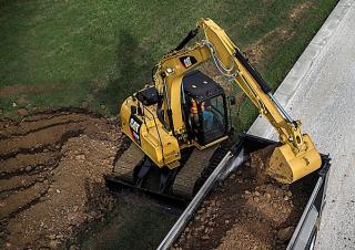 क्रॉलर एक्सकेवेटर Caterpillar 311 F L RR