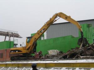 क्रॉलर एक्सकेवेटर Caterpillar 325 C MH