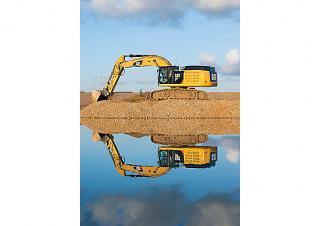क्रॉलर एक्सकेवेटर Caterpillar 352F XE