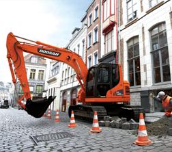 क्रॉलर एक्सकेवेटर Doosan DX 140 LCR