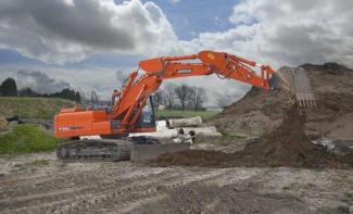 क्रॉलर एक्सकेवेटर Doosan DX 225LC-3