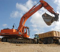 क्रॉलर एक्सकेवेटर Doosan DX 255 N LC