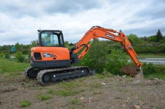 क्रॉलर एक्सकेवेटर Doosan DX 85 R 3