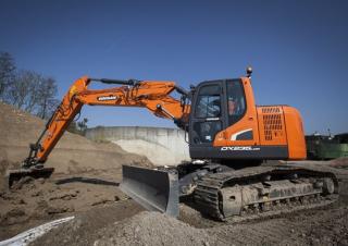 क्रॉलर एक्सकेवेटर Doosan DX235LCR-5