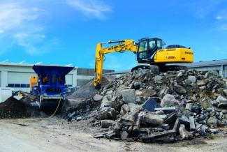क्रॉलर एक्सकेवेटर New Holland E215C LC