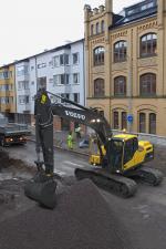 क्रॉलर एक्सकेवेटर Volvo EC220DL