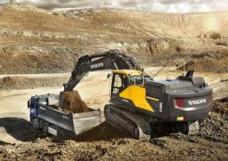 क्रॉलर एक्सकेवेटर Volvo EC480EL