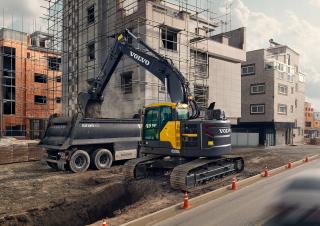 क्रॉलर एक्सकेवेटर Volvo ECR235EL