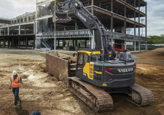क्रॉलर एक्सकेवेटर Volvo ECR355EL