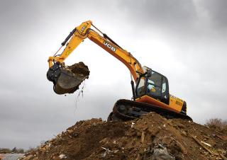 क्रॉलर एक्सकेवेटर JCB JS180 LC