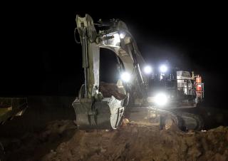 क्रॉलर एक्सकेवेटर Liebherr R 9100 B 