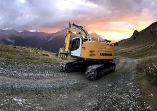 क्रॉलर एक्सकेवेटर Liebherr R 936 Compact Litronic 
