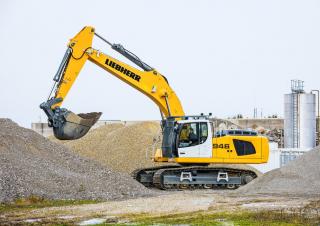 क्रॉलर एक्सकेवेटर Liebherr R 946
