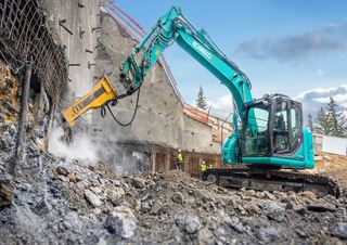 क्रॉलर एक्सकेवेटर Kobelco SK 140 SRLC 3