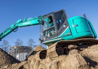 क्रॉलर एक्सकेवेटर Kobelco SK 140 SRLC 3