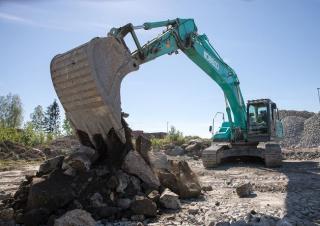 क्रॉलर एक्सकेवेटर Kobelco SK 260 NLC 10
