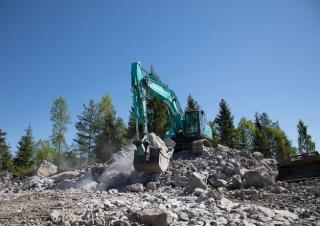 क्रॉलर एक्सकेवेटर Kobelco SK 300 NLC 10