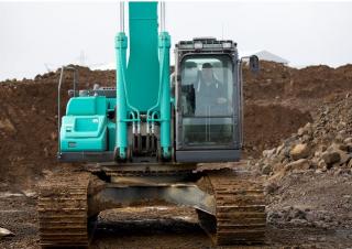 क्रॉलर एक्सकेवेटर Kobelco SK 350 LC 10