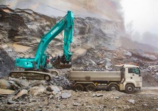 क्रॉलर एक्सकेवेटर Kobelco SK 350 LC 10