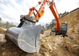 क्रॉलर एक्सकेवेटर Hitachi ZX 210 LC-3