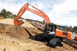 क्रॉलर एक्सकेवेटर Hitachi ZX 290 LCN-5
