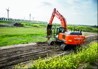 क्रॉलर एक्सकेवेटर Hitachi ZX240N-6
