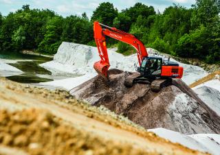 क्रॉलर एक्सकेवेटर Hitachi ZX250LC-6