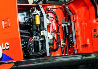 क्रॉलर एक्सकेवेटर Hitachi ZX250LC-6