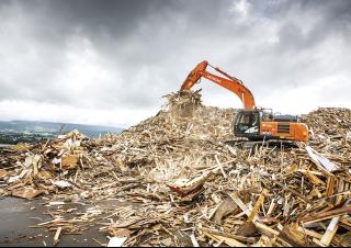 क्रॉलर एक्सकेवेटर Hitachi ZX300LC-6