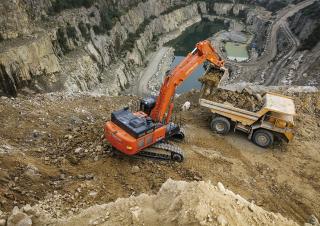 क्रॉलर एक्सकेवेटर Hitachi ZX530LCH-6