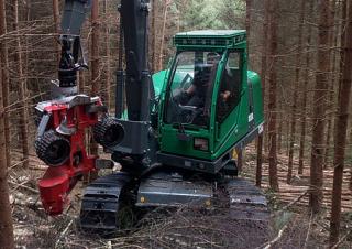 फॉरेस्ट मशीनरी हार्वेस्टर Neuson Forest 103HV