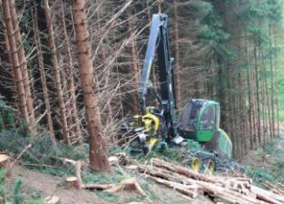 फॉरेस्ट मशीनरी हार्वेस्टर John Deere 1270 E IT4